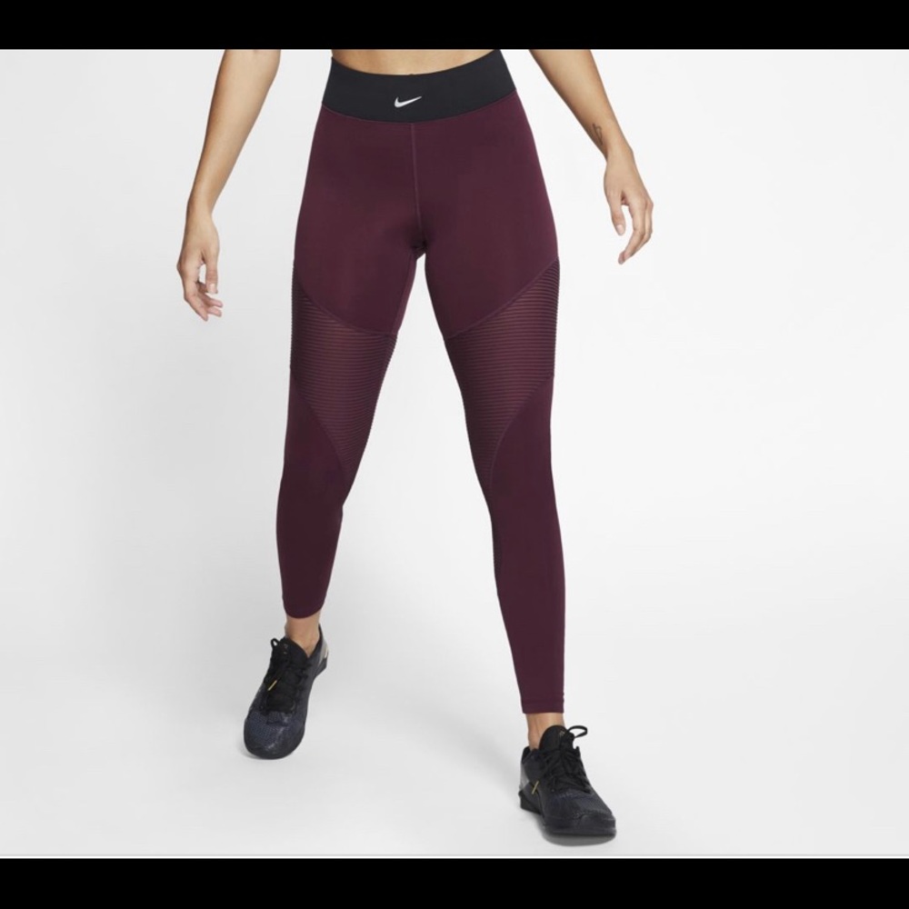 Nike aeroadapt leggings
